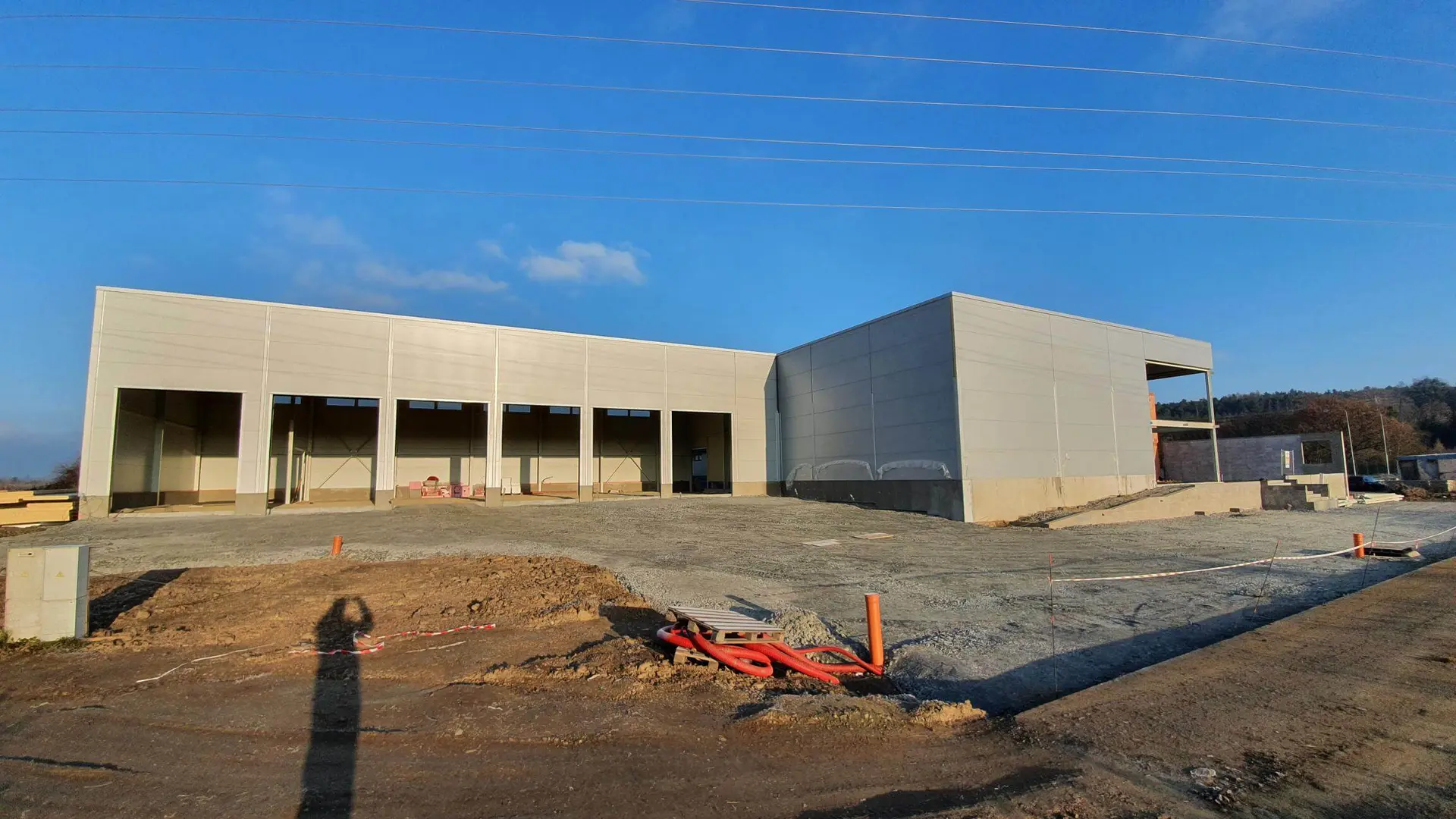 Velkoobchod s květinami v lokalitě Letkov u Plzně, rozměry 11,5 x 28 + 30 x 20,5 m – fotografie 16