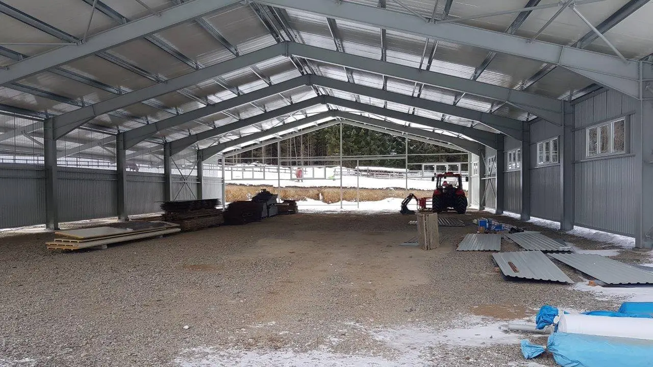 Zemědělské haly v lokalitě Vrbice u Vacova, rozměry 22 x 42 m – fotografie 4