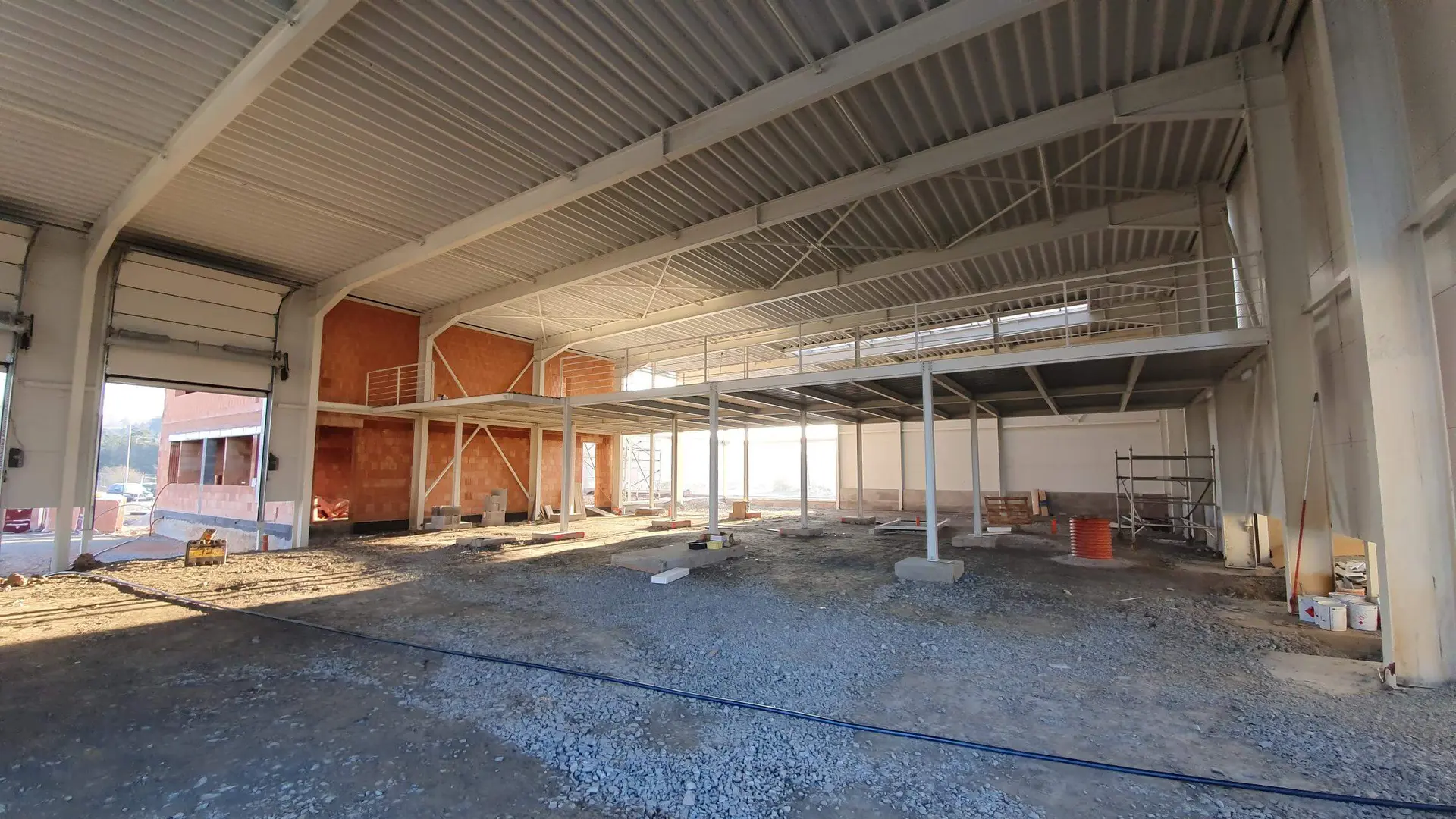 Velkoobchod s květinami v lokalitě Letkov u Plzně, rozměry 11,5 x 28 + 30 x 20,5 m – fotografie 18