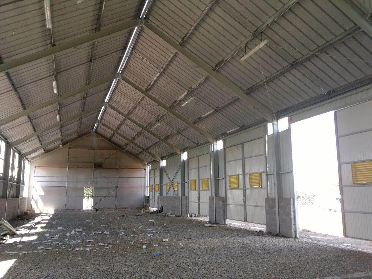 Zemědělská hala v lokalitě Blanička - Strunkovice nad Blanicí, rozměry 12 x 42 m – fotografie 5