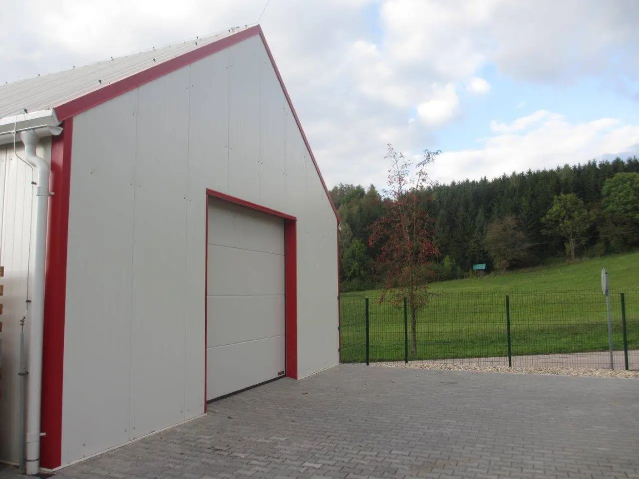 Zemědělská hala v lokalitě Semily, rozměry 7,5 x 30 m – fotografie 4