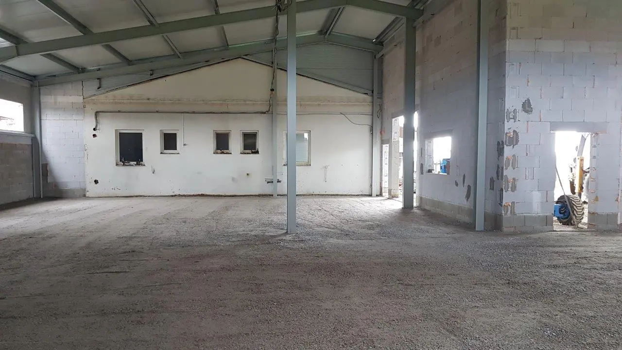 Skladová hala v lokalitě Krasejovka u Kamenného Újezda, rozměry 24 x 22 m – fotografie 10