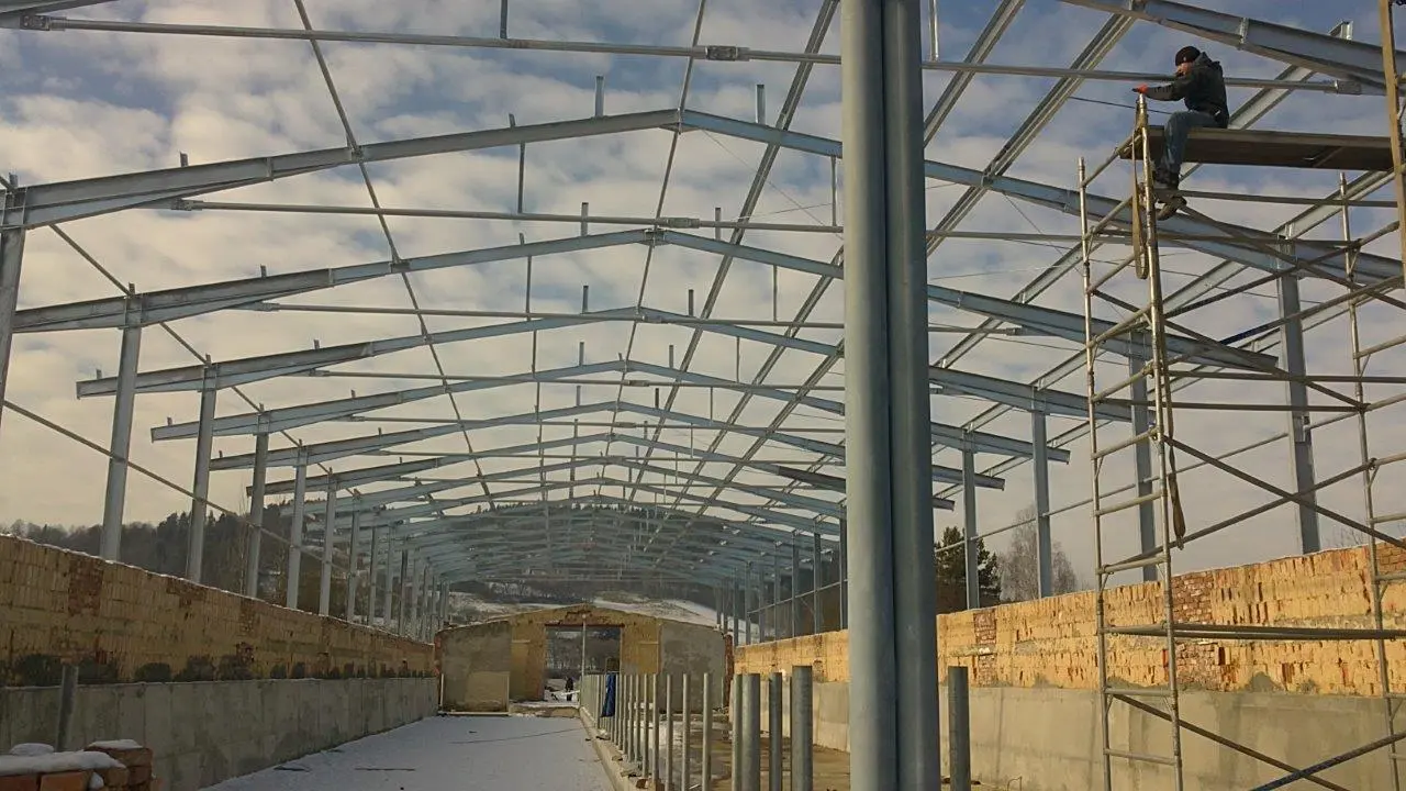 Zemědělská hala v lokalitě Vimperk , Bořanovice, rozměry 33 x 73 m – fotografie 2