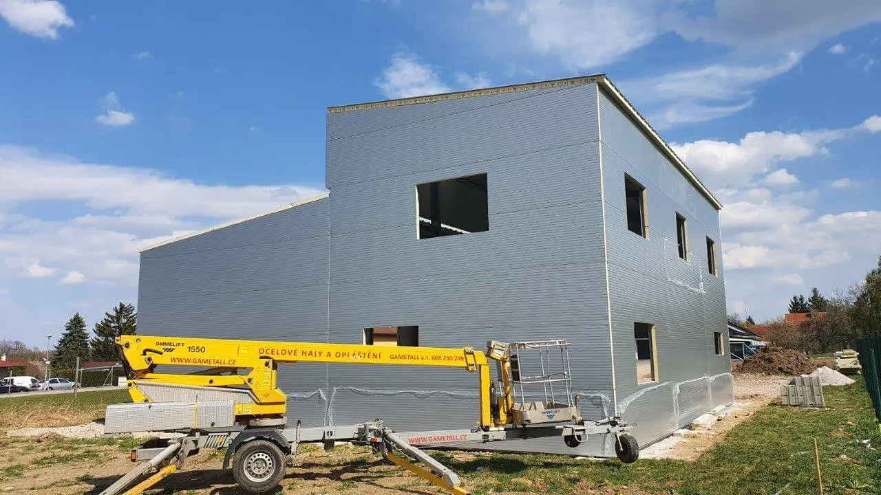 Prodejní a skladová haly v lokalitě Kamenný Újezd u Českých Budějovice, rozměry 13 x 14 m – fotografie 14