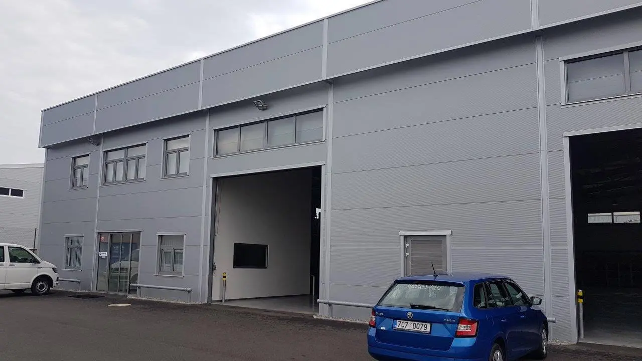 Výrobní hala v lokalitě České Budějovice, rozměry 2 x 16,5 x 35 m – fotografie 7