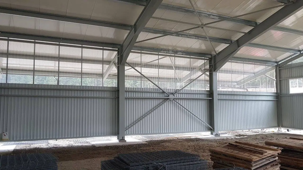 Zemědělské haly v lokalitě Vrbice u Vacova, rozměry 22 x 42 m – fotografie 8