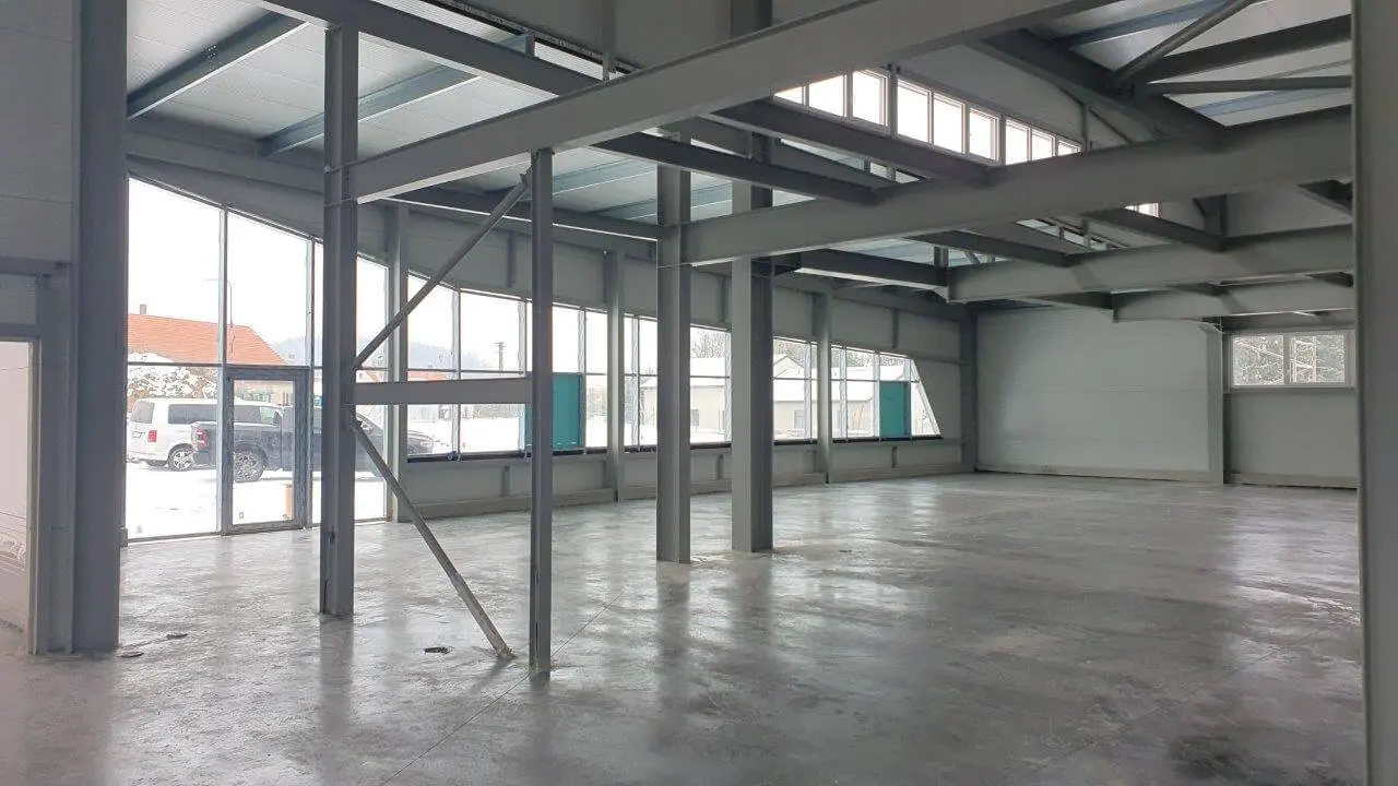 Skladová hala s expedicí v lokalitě Písek, rozměry 30 x 54 m – fotografie 11