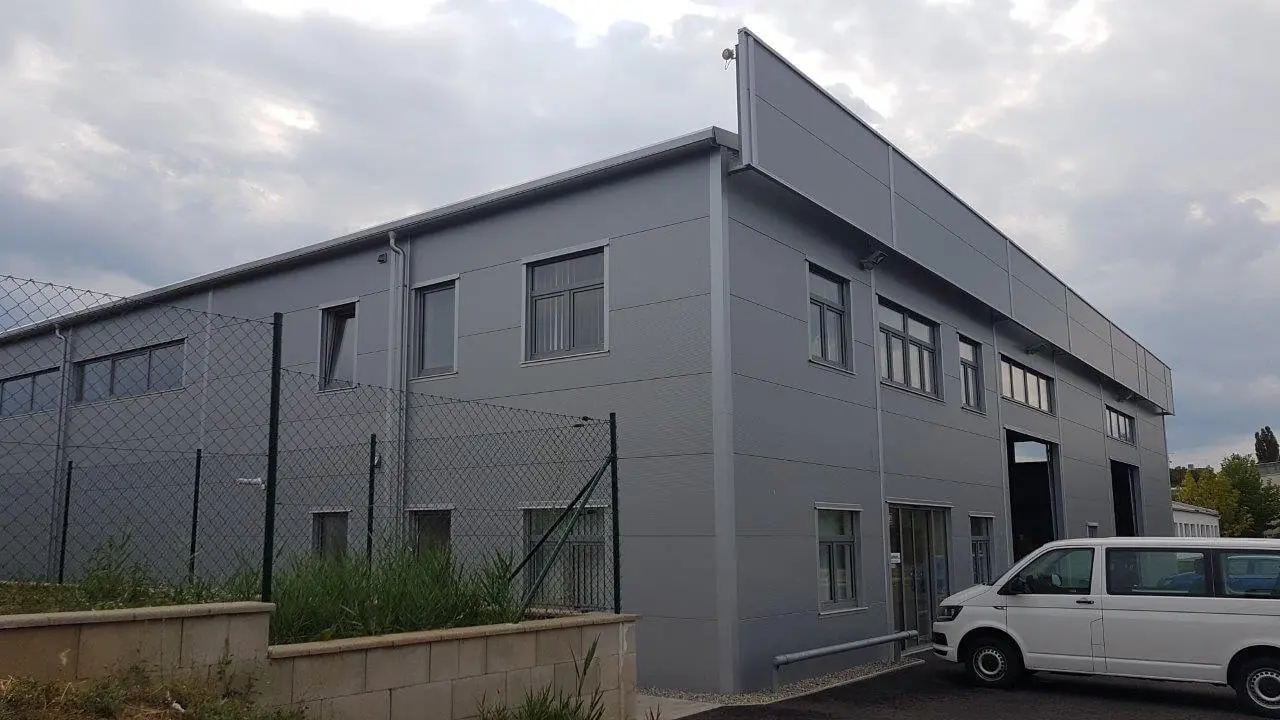 Výrobní hala v lokalitě České Budějovice, rozměry 2 x 16,5 x 35 m – fotografie 5
