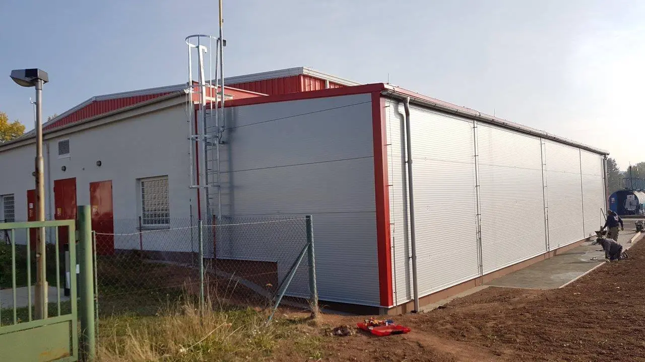 Ocelová konstrukce - Heliport v lokalitě Hradec Králové, rozměry 6 x 25 m – fotografie 5