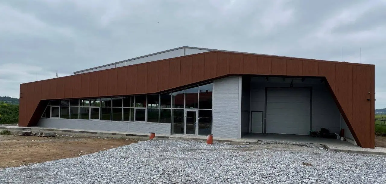 Skladová hala s expedicí v lokalitě Písek, rozměry 30 x 54 m – fotografie 7