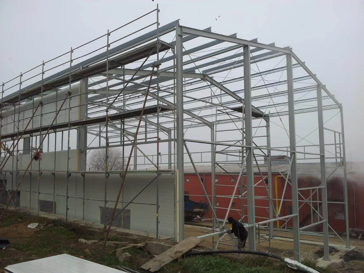 Výrobní hala v lokalitě Chelčice, rozměry 18 x 30 m – fotografie 3