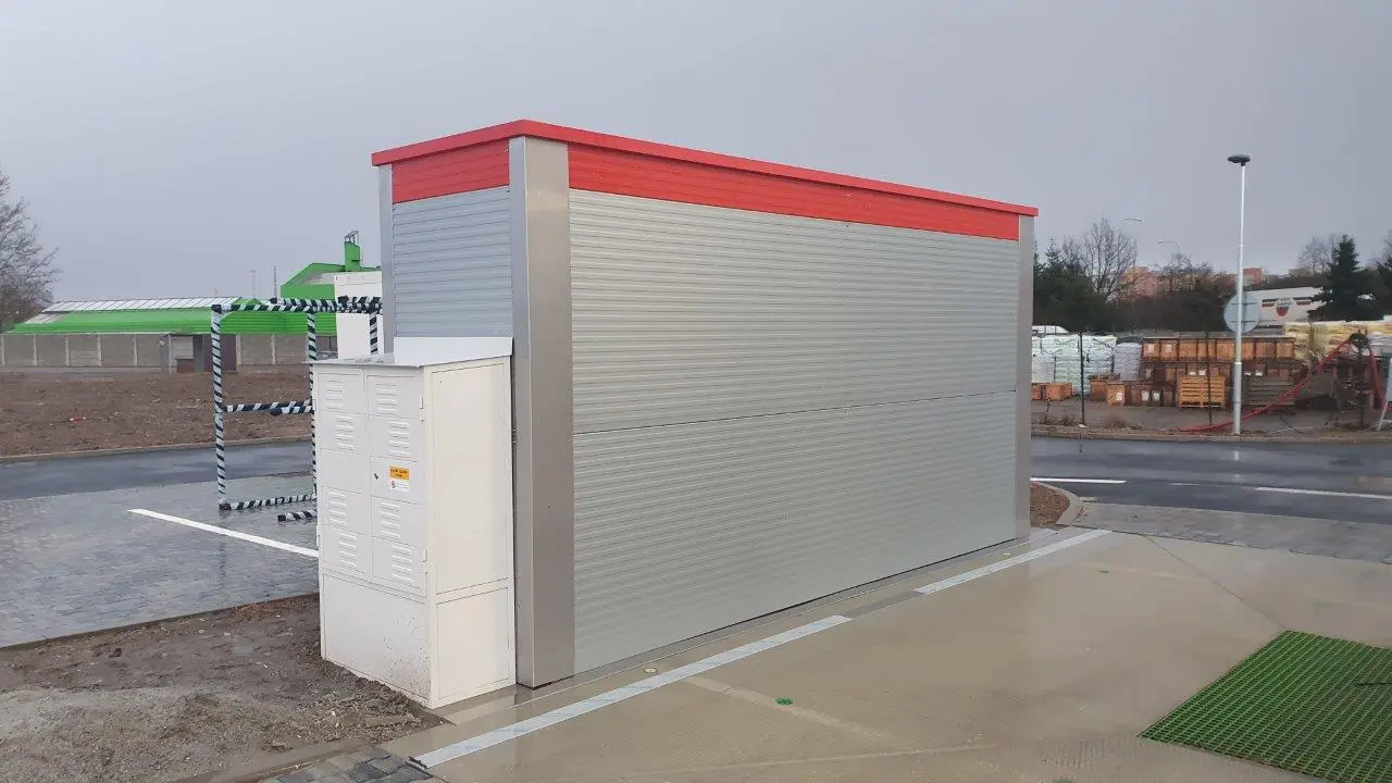 Zázemí pro obsluhu v lokalitě České Budějovice, rozměry 11,5 x 18 m – fotografie 13