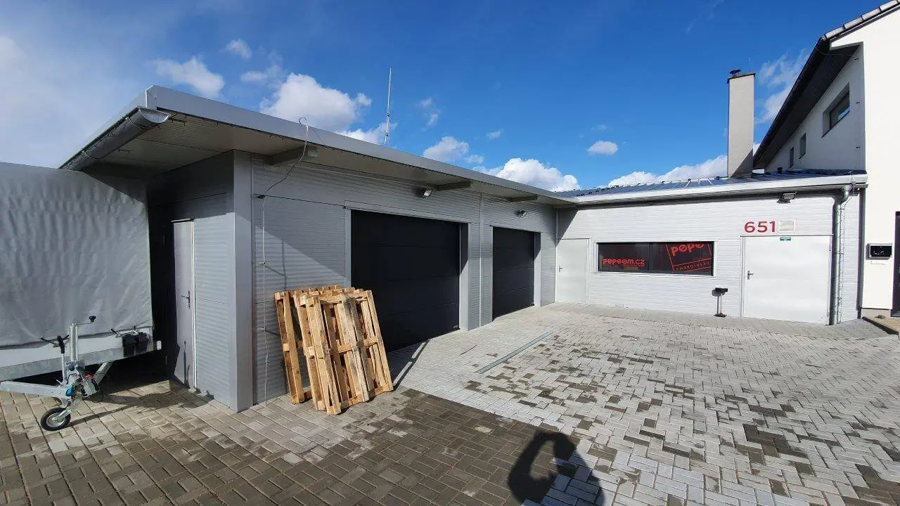 Výrobní a expediční hala v lokalitě Kamenný Újezd u Českých Budějovic, rozměry 14 x 14 m + přístavek 10 x 7 m – fotografie 8