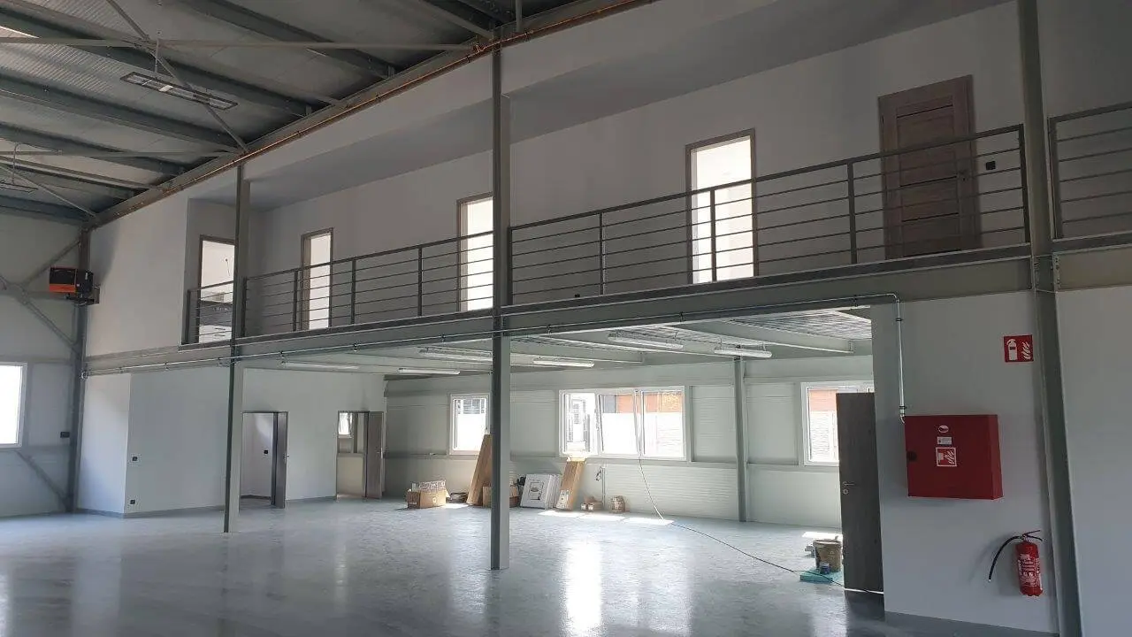 Administrativní a výrobní hala v lokalitě Plzeň, rozměry 24 x 30 m – fotografie 10