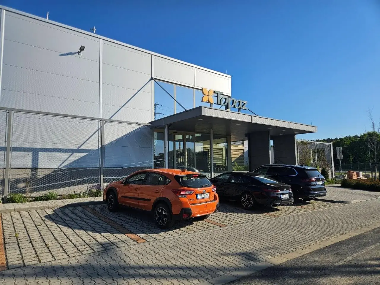 Velkoobchod s květinami v lokalitě Letkov u Plzně, rozměry 11,5 x 28 + 30 x 20,5 m – fotografie 5