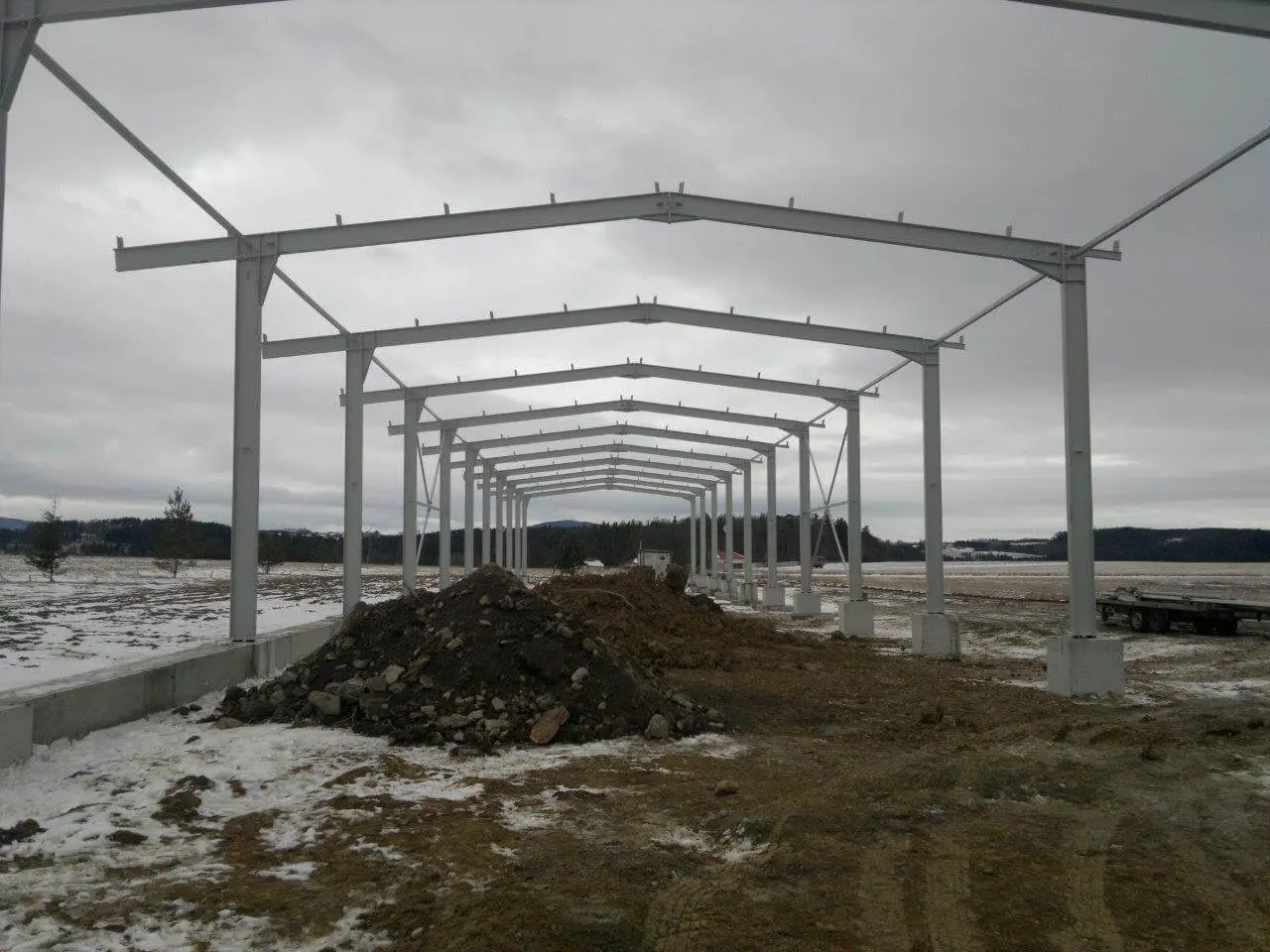 Zemědělská hala v lokalitě Kamenný Újezd, rozměry 12,5 x 92 m – fotografie 4