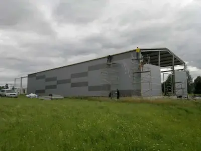Plášť B