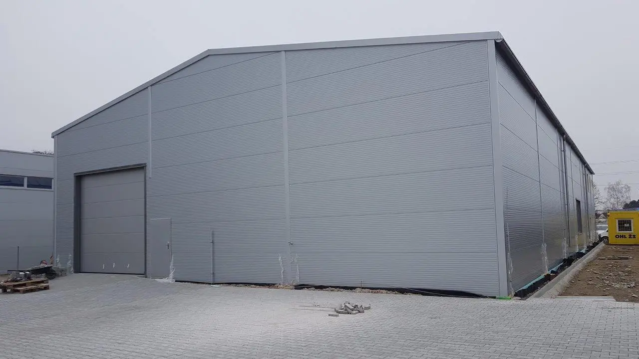 Administrativní budova se skladem a dílnou v lokalitě České Budějovice, rozměry 18 x 38 m – fotografie 4