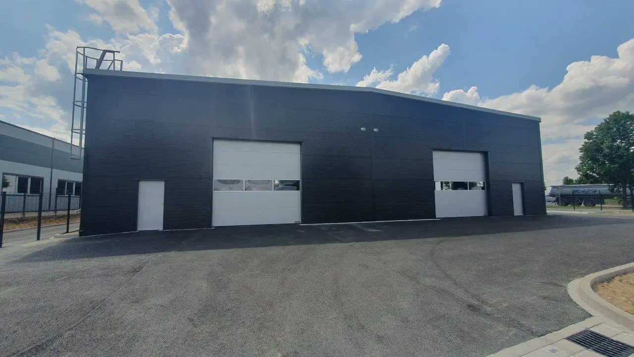 Administrativní a výrobní hala v lokalitě Plzeň, rozměry 24 x 30 m – fotografie 12