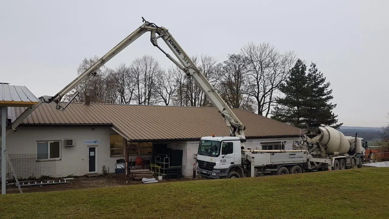 Skladová hala v lokalitě Krasejovka u Kamenného Újezda, rozměry 24 x 22 m – fotografie 12